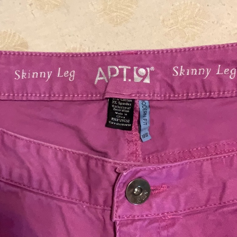 Apt 9 skinny leg modern fit 18W purple pants